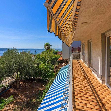 Four-Bedroom Apartment In Crikvenica II Exterior foto