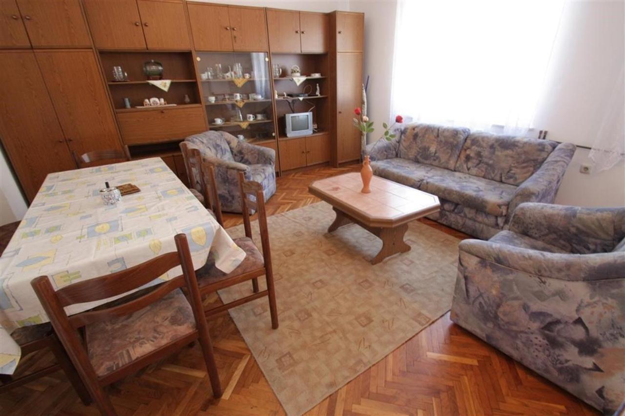 Four-Bedroom Apartment In Crikvenica II Exterior foto