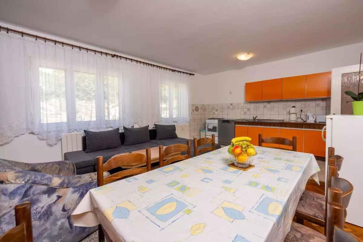 Four-Bedroom Apartment In Crikvenica II Exterior foto