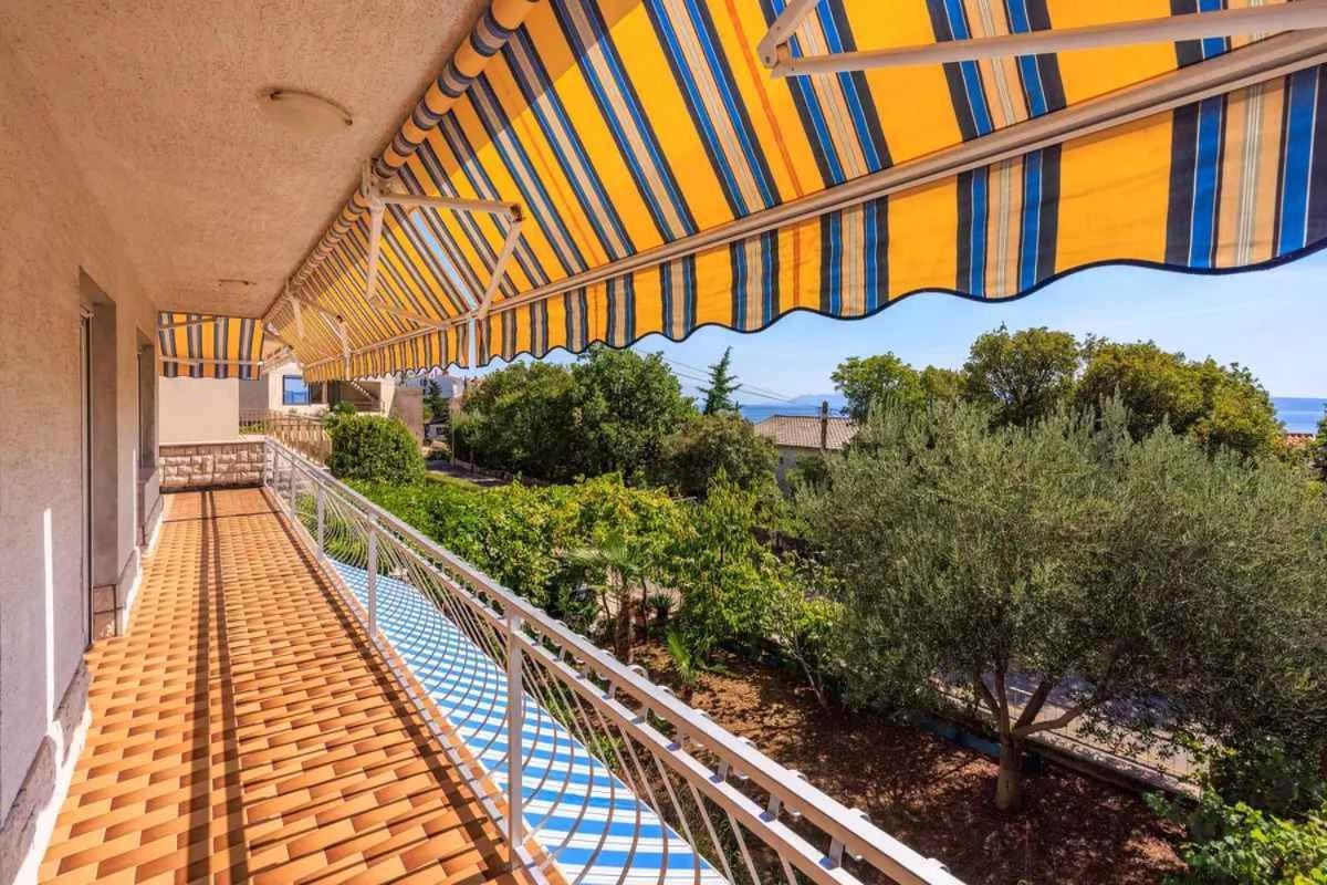 Four-Bedroom Apartment In Crikvenica II Exterior foto