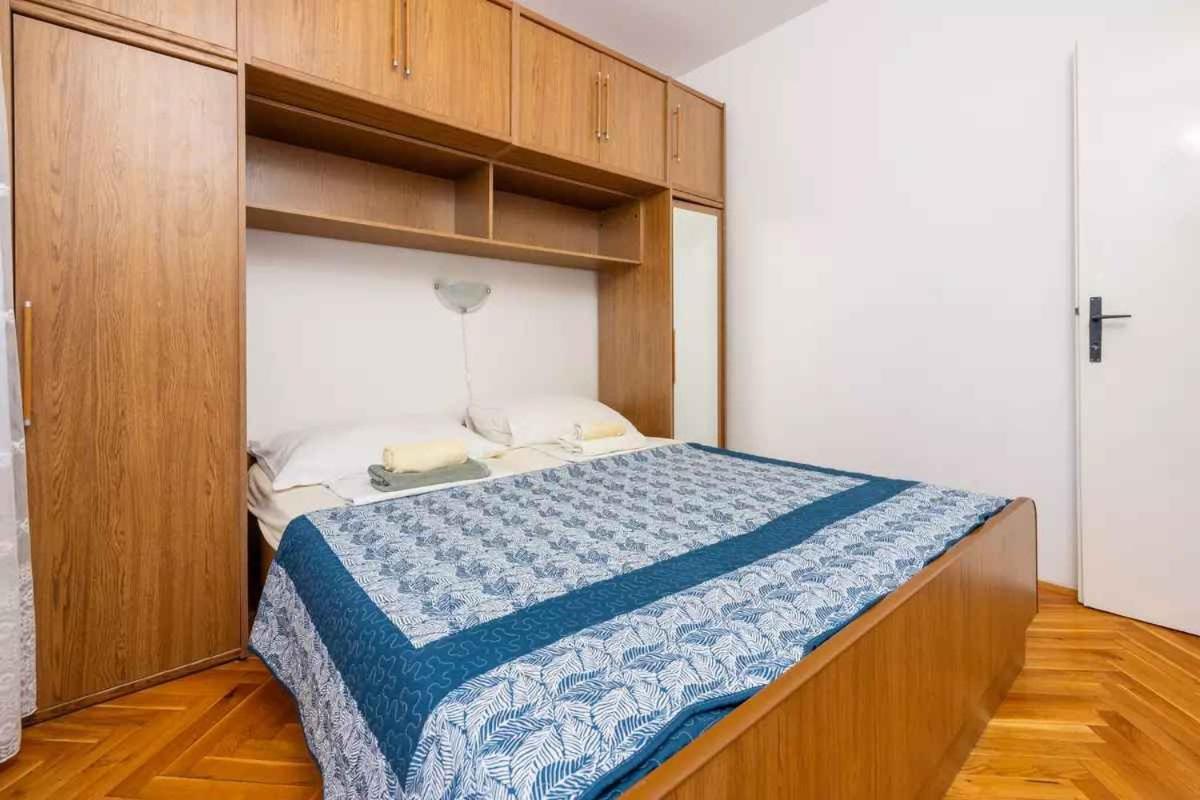 Four-Bedroom Apartment In Crikvenica II Exterior foto