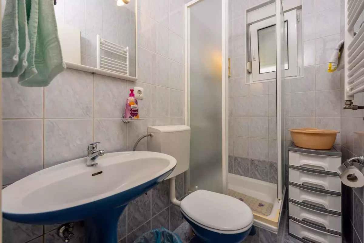 Four-Bedroom Apartment In Crikvenica II Exterior foto