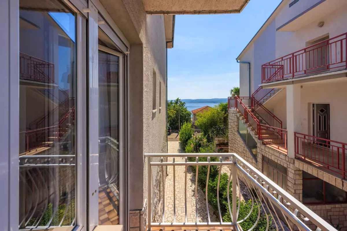 Four-Bedroom Apartment In Crikvenica II Exterior foto