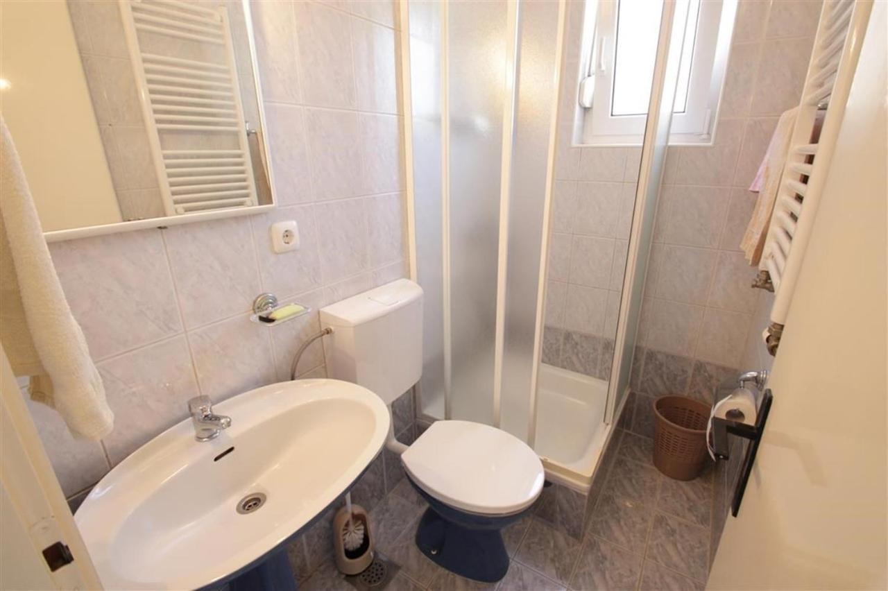 Four-Bedroom Apartment In Crikvenica II Exterior foto